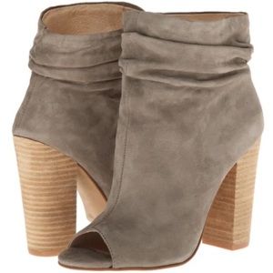 Kristin Cavallari laurel taupe suede bootie size 7